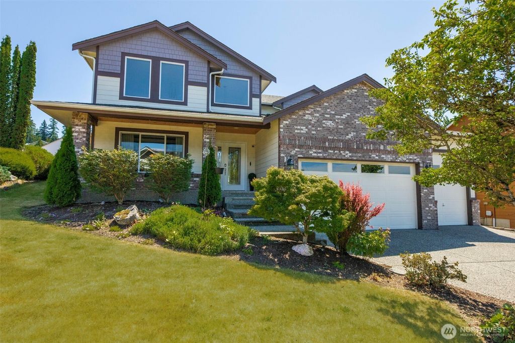 Photo of 7522 91st Place NE, Marysville, WA 98270 (MLS # 2392955)