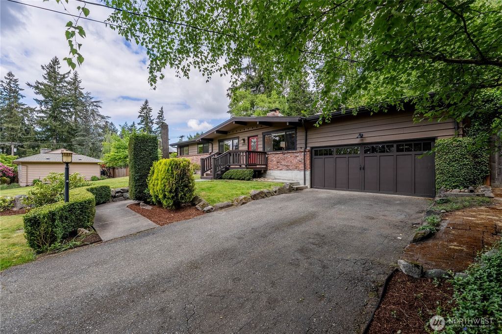 Photo of 10418 NE 193rd Street, Bothell, WA 98011 (MLS # 2375214)