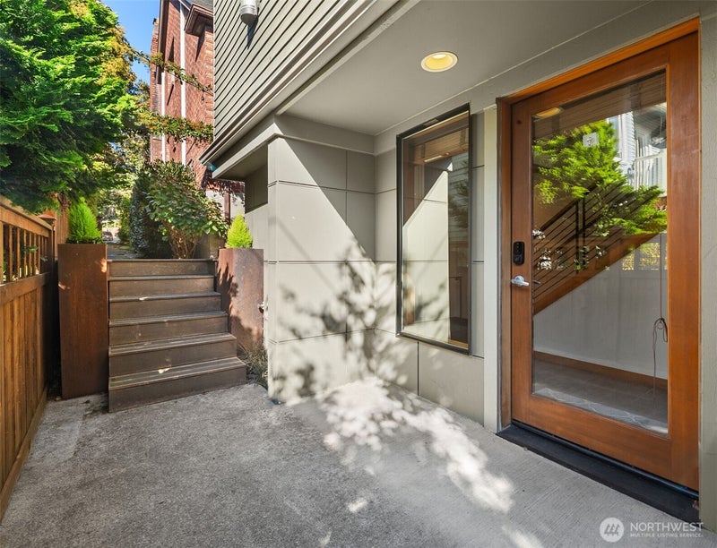 2423 N 75th Street
