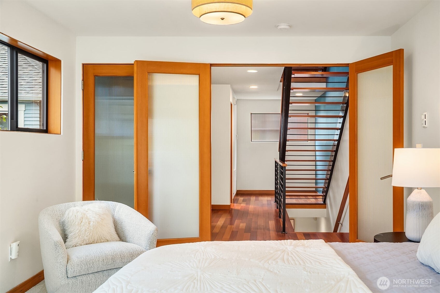 2423 NE 75th Street