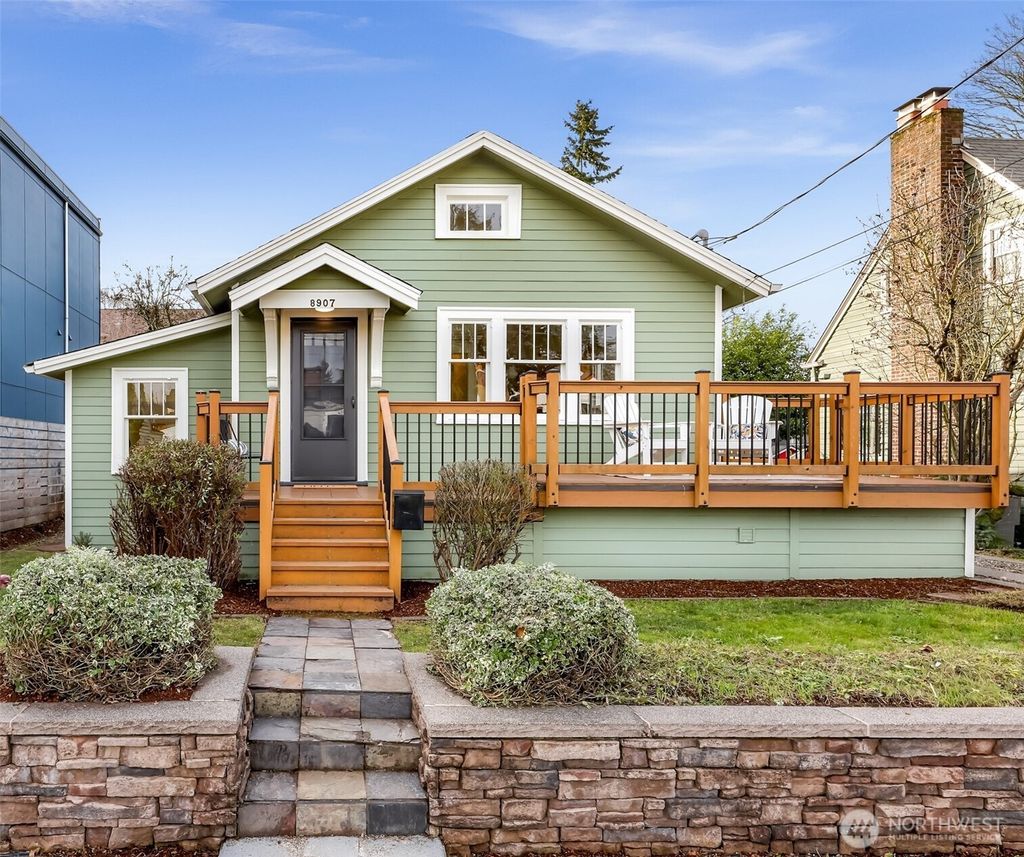 Photo of 8907 5th Avenue NE, Seattle, WA 98115 (MLS # 2465558)