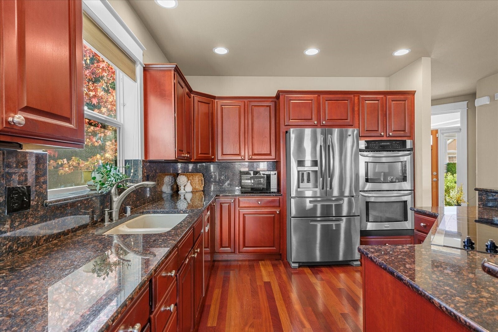 7274 Rosemount Circle