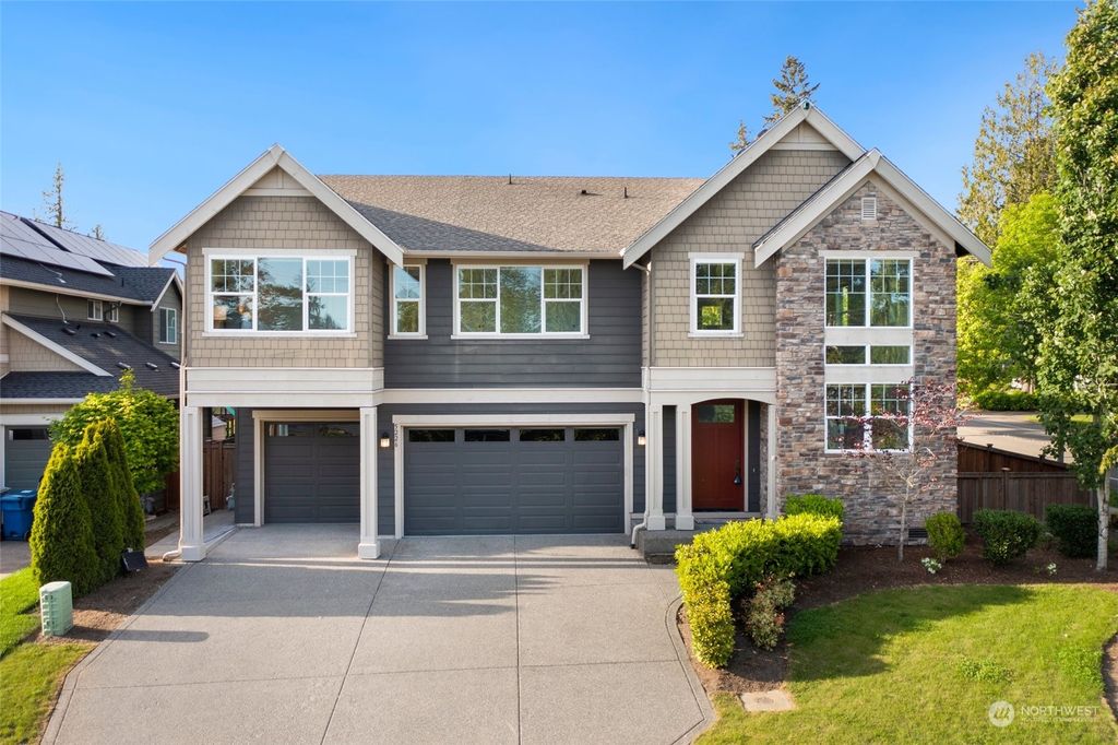 Photo of 5226 NE 2nd Street, Renton, WA 98059 (MLS # 2237220)