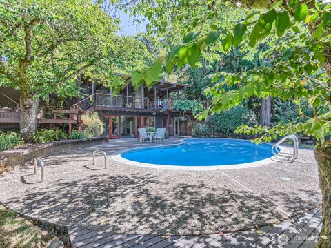 Photo of 12425 68th Avenue NE, Kirkland, WA 98034 (MLS # 2441943)