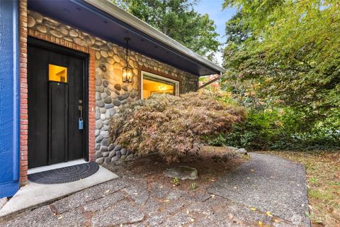 Photo of 1347 N Pear Street NE, Olympia, WA 98506 (MLS # 2438510)
