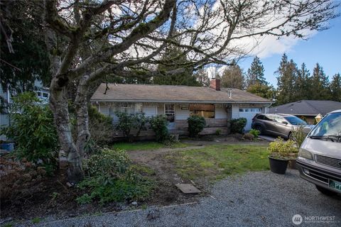 Photo of 9359 Forest Court SW #B, Seattle, WA 98136 (MLS # 2483134)