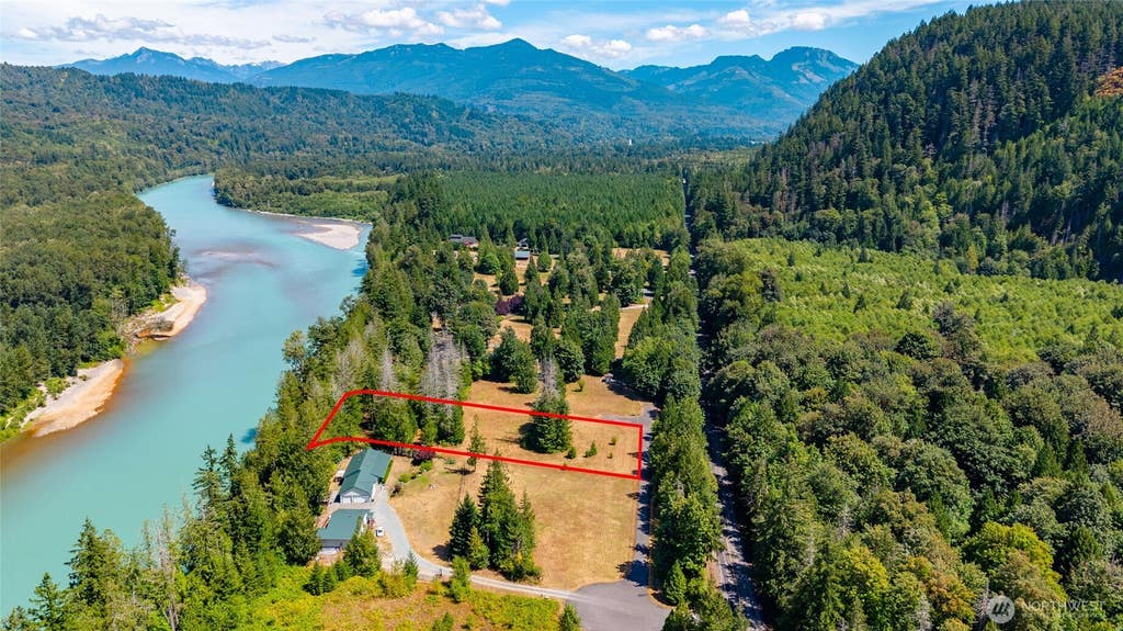 Photo of 42683 Water View Court, Concrete, WA 98237 (MLS # 2560956)