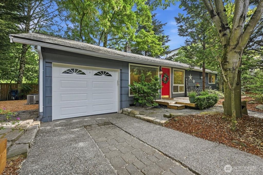 Photo of 2804 E Howell Street, Seattle, WA 98122 (MLS # 2533251)