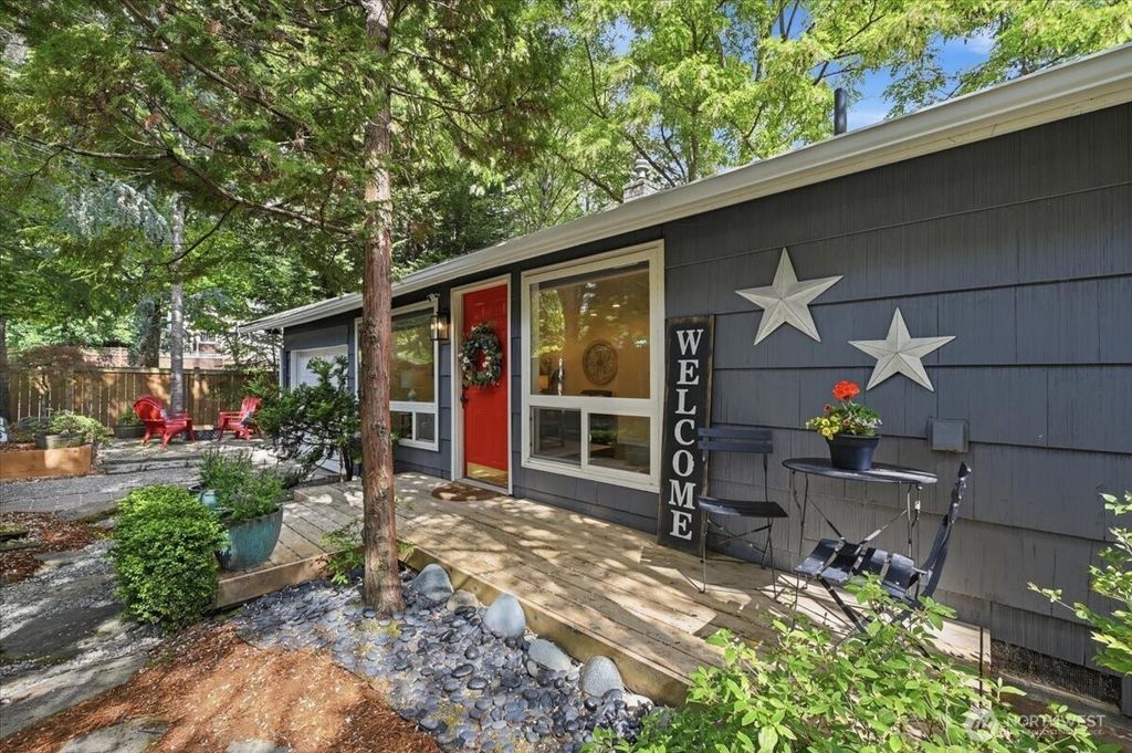Photo of 2804 E Howell Street, Seattle, WA 98122 (MLS # 2533251)