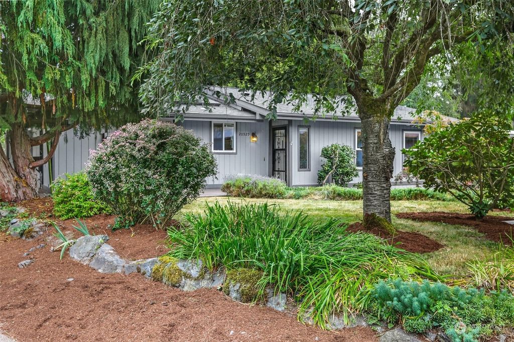 Photo of 20929 Elberta Road, Lynnwood, WA 98036 (MLS # 2028285)