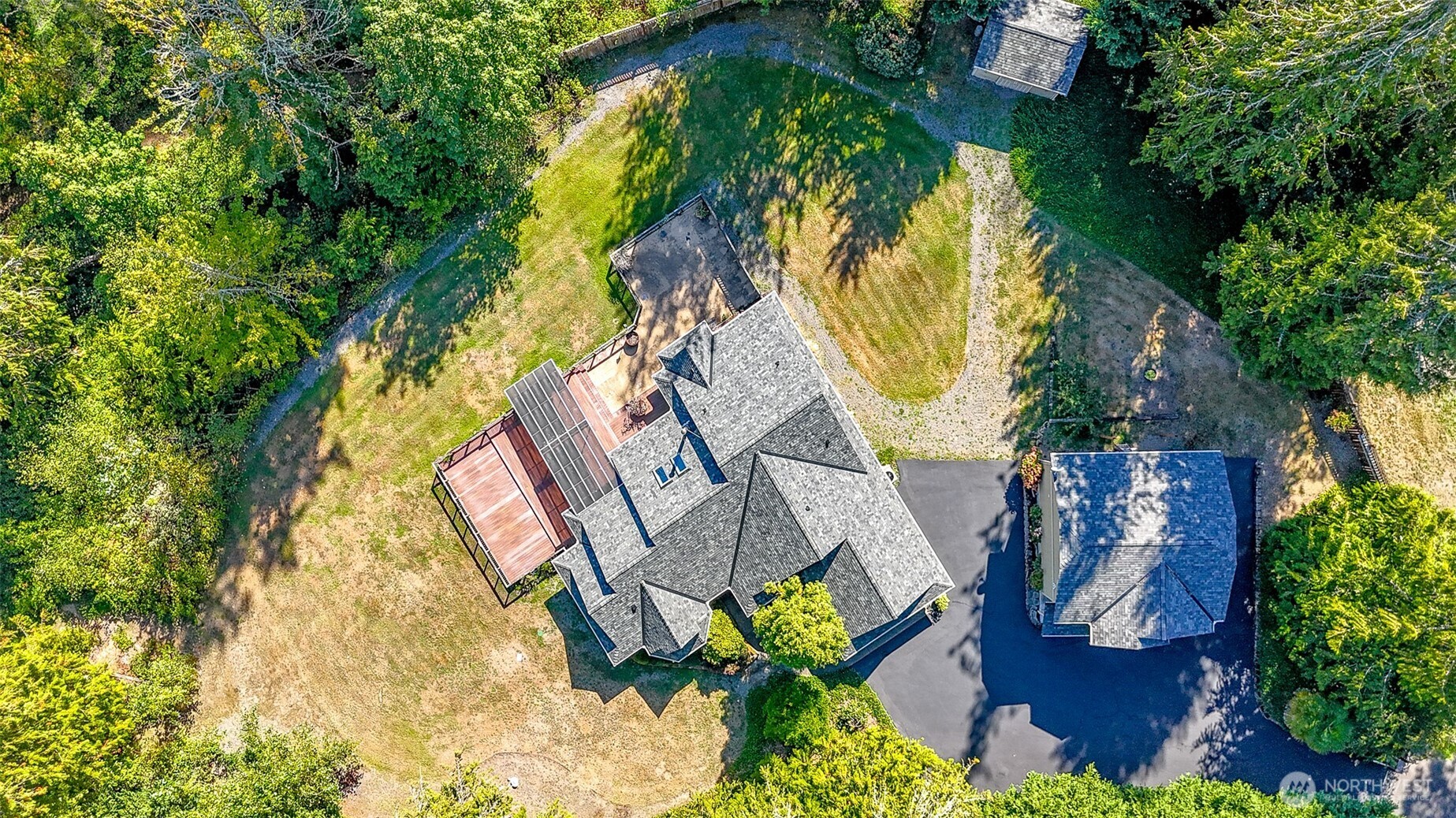 23027 Country Drive E