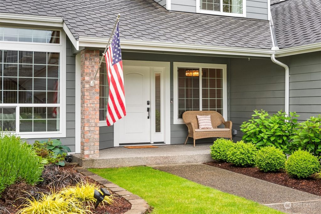 Photo of 13327 SE 263rd Place, Kent, WA 98042 (MLS # 2248139)