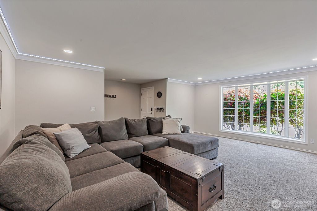 Photo of 14711 SE 172nd Place, Renton, WA 98058 (MLS # 2460207)