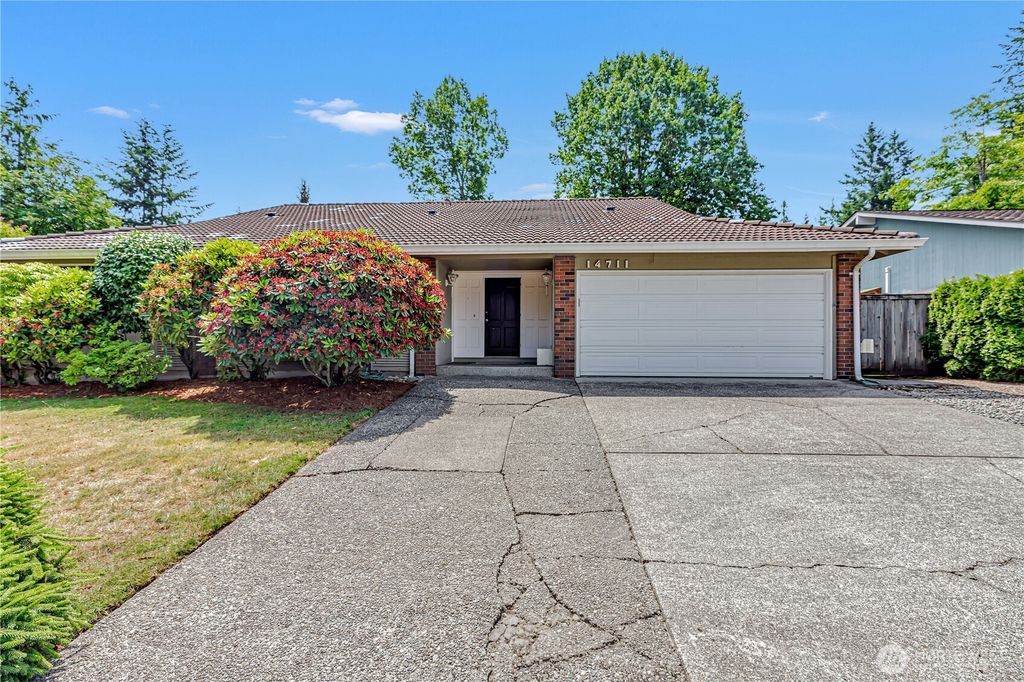 Photo of 14711 SE 172nd Place, Renton, WA 98058 (MLS # 2460207)