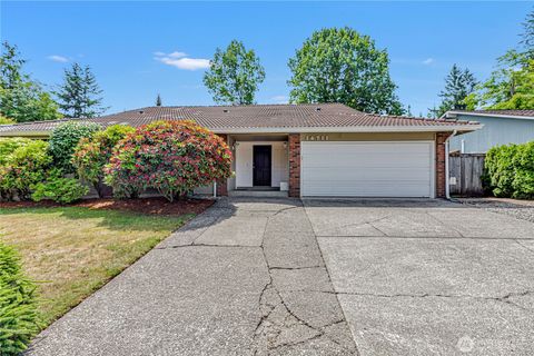 Photo of 14711 SE 172nd Place, Renton, WA 98058 (MLS # 2460207)
