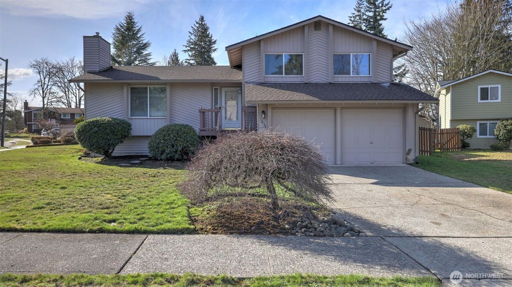 Photo of 1413 Olympia Avenue SE, Renton, WA 98058 (MLS # 2344493)