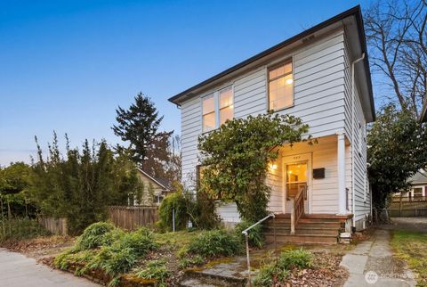 Photo of 943 23rd Avenue, Seattle, WA 98122 (MLS # 2480480)