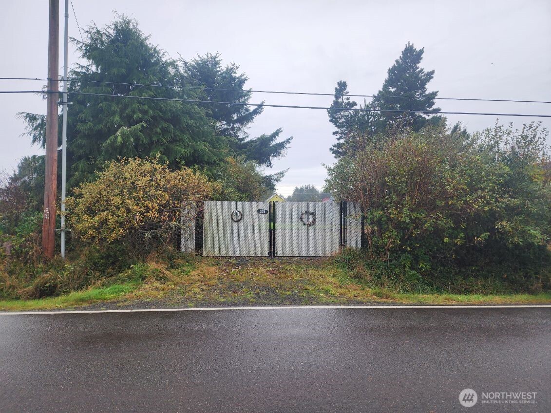 275 Canal Drive NE