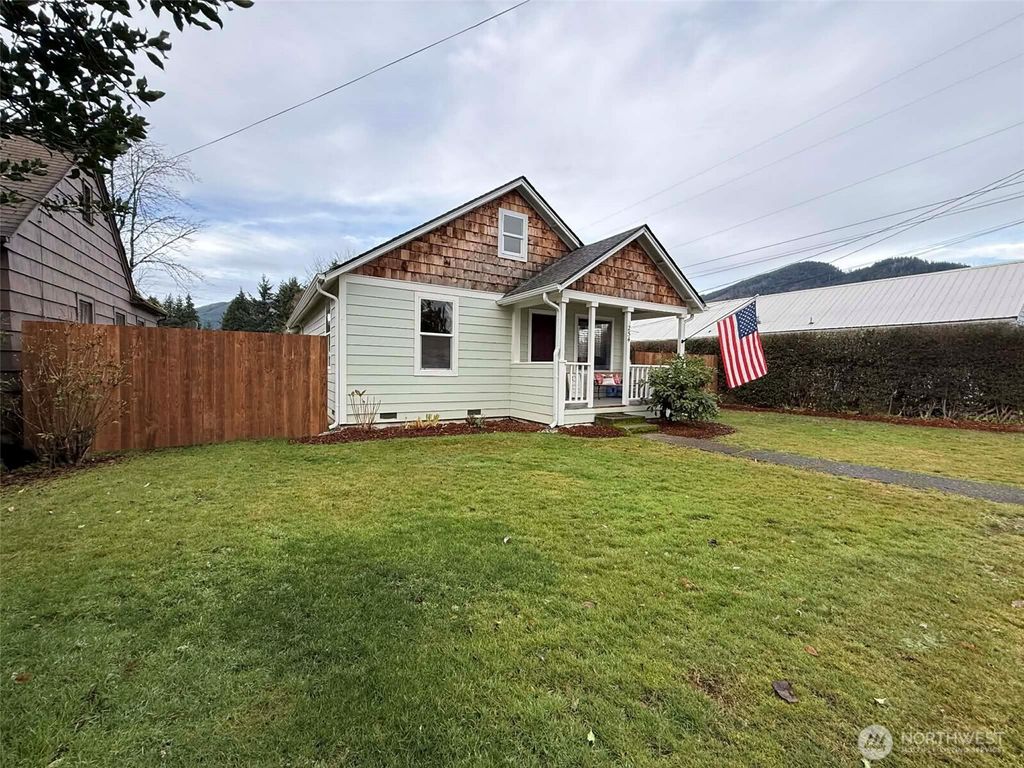 Photo of 254 5th Street, Morton, WA 98356 (MLS # 2458617)