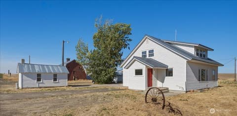 Photo of 6 Rd I NW, Waterville, WA 98858 (MLS # 2562161)