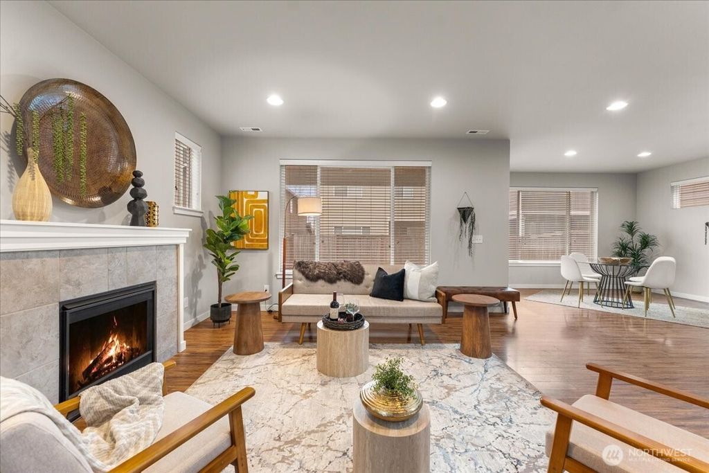 Photo of 12107 SE 294th Court, Auburn, WA 98092 (MLS # 2483587)