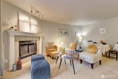 Photo of 1126 N 198th Street #B-302, Edmonds, WA 98133 (MLS # 2534310)