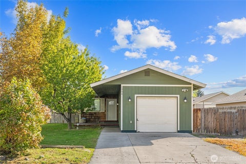 Photo of 1304 N Cora Street, Ellensburg, WA 98926 (MLS # 2591200)