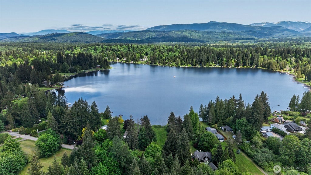 Photo of 107 XX W Lake Joy Drive NE, Carnation, WA 98014 (MLS # 2580044)
