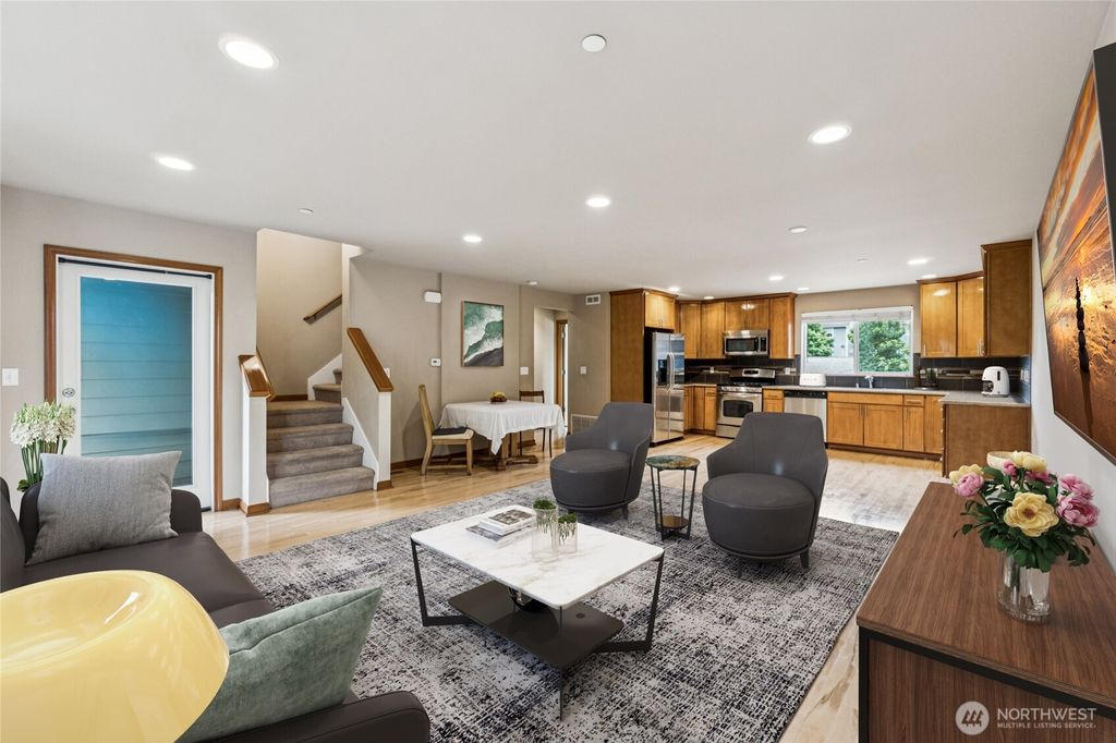 Photo of 14539 32 Avenue NE #B, Shoreline, WA 98155 (MLS # 2402697)