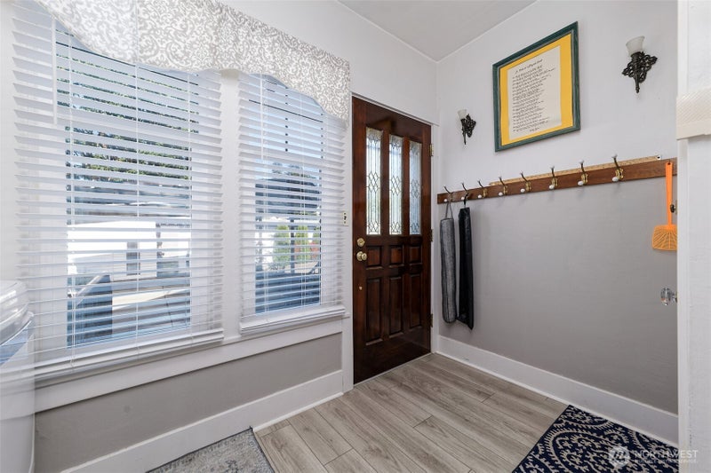 502 S 3rd Street