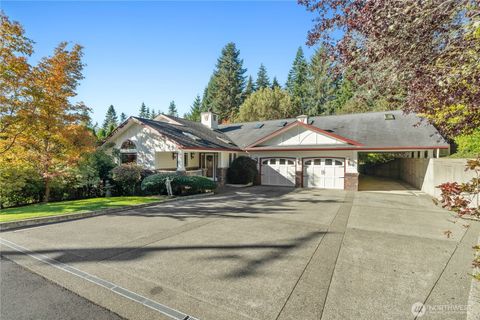 Photo of 115 Reynvaan Drive, Aberdeen, WA 98520 (MLS # 2446702)