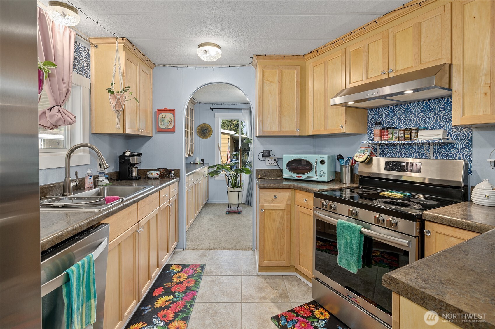 1402 22nd Street NE 300