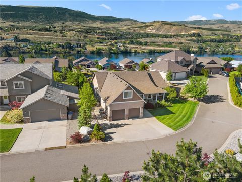 Photo of 2835 Aspen Shores Drive, East Wenatchee, WA 98802 (MLS # 2397006)
