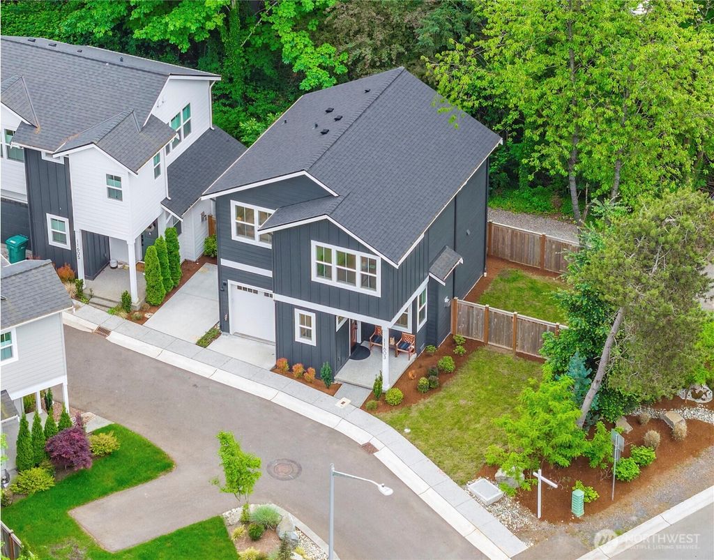 Photo of 11603 NE 155th Street, Kirkland, WA 98034 (MLS # 2522680)