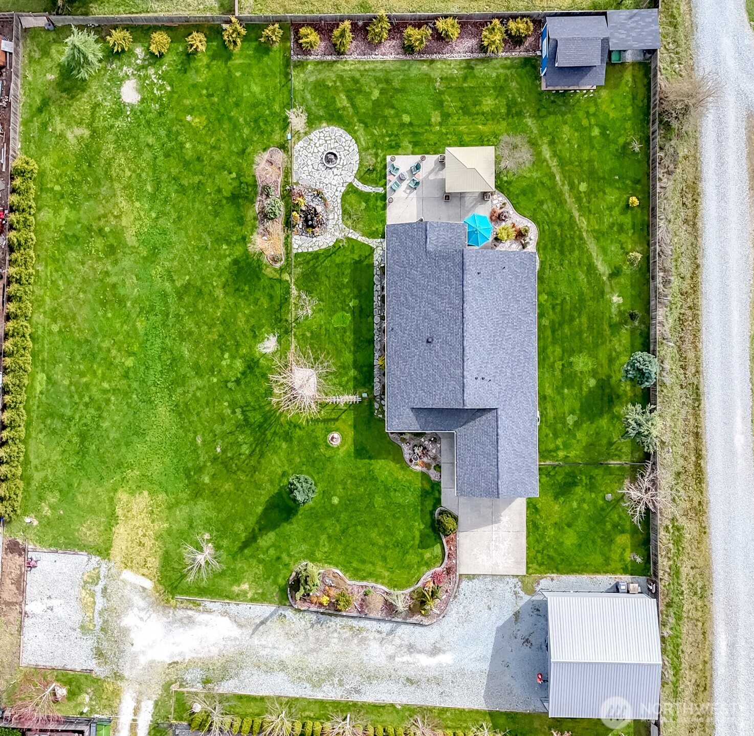 2910 201st Street Ct E