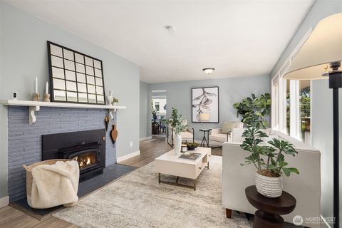 Photo of 1714 N 100th Street, Seattle, WA 98133 (MLS # 2440283)