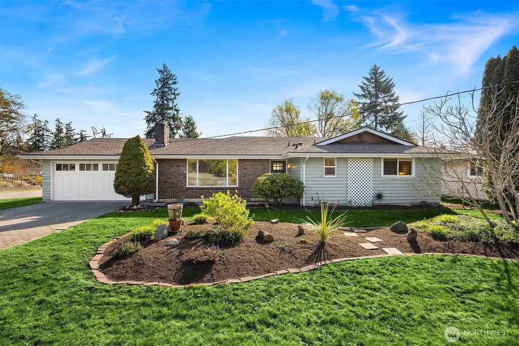 Photo of 26204 147th Avenue SE, Kent, WA 98042 (MLS # 2355817)