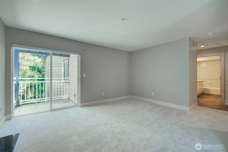 215 20th Avenue E 307