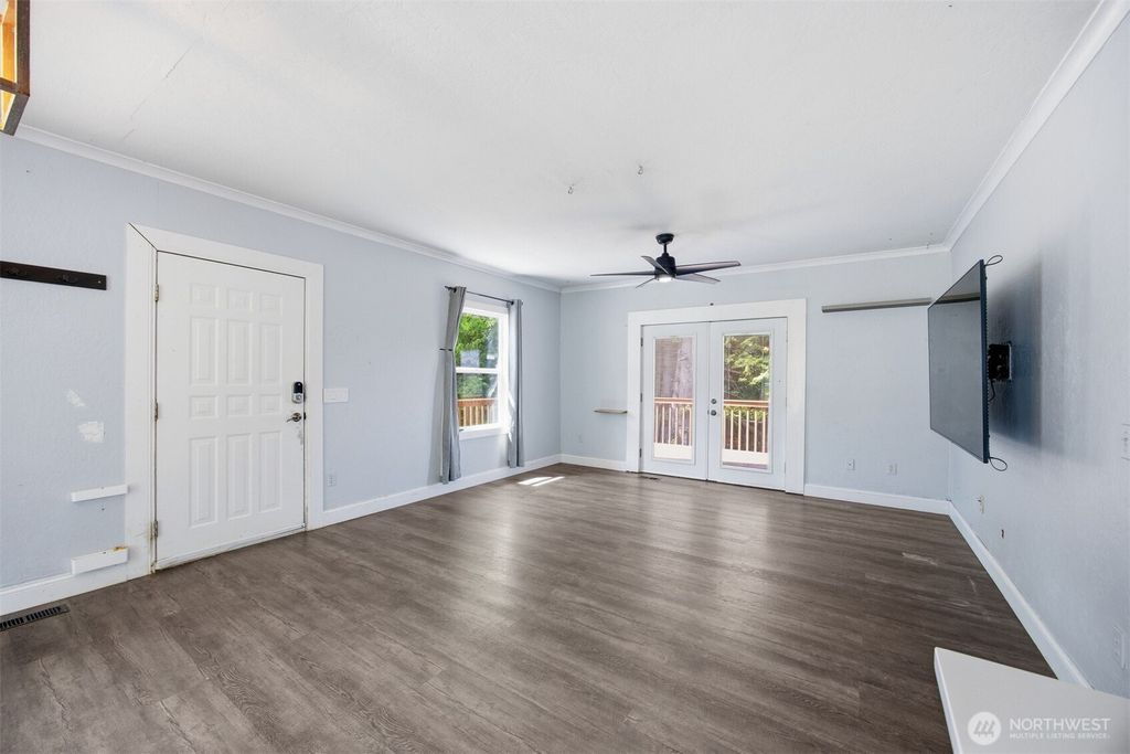 Photo of 3417 Lindsay Avenue, Bellingham, WA 98229 (MLS # 2527156)
