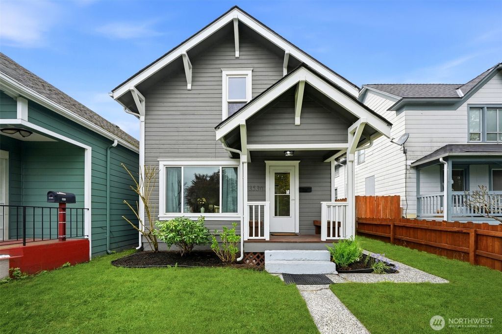 Photo of 3530 Lombard Avenue, Everett, WA 98201 (MLS # 2513984)