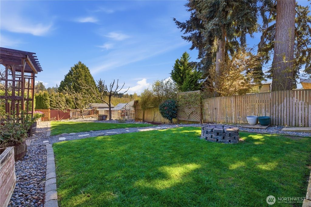 Photo of 704 Fir Park Lane, Fircrest, WA 98466 (MLS # 2495594)