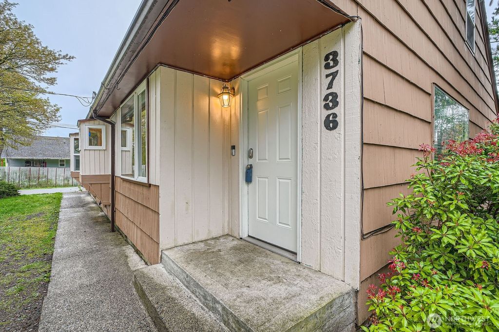 Photo of 3736 S 173rd Street, SeaTac, WA 98188 (MLS # 2357735)