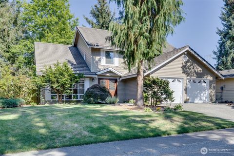 Photo of 12424 106th Place NE, Kirkland, WA 98034 (MLS # 2409632)