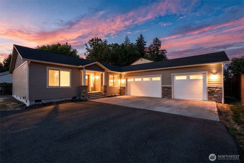 Photo of 1790 Westside Court, Centralia, WA 98531 (MLS # 2568178)