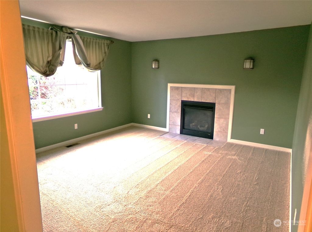 Photo of 18304 Turnberry Place, Arlington, WA 98223 (MLS # 2185332)