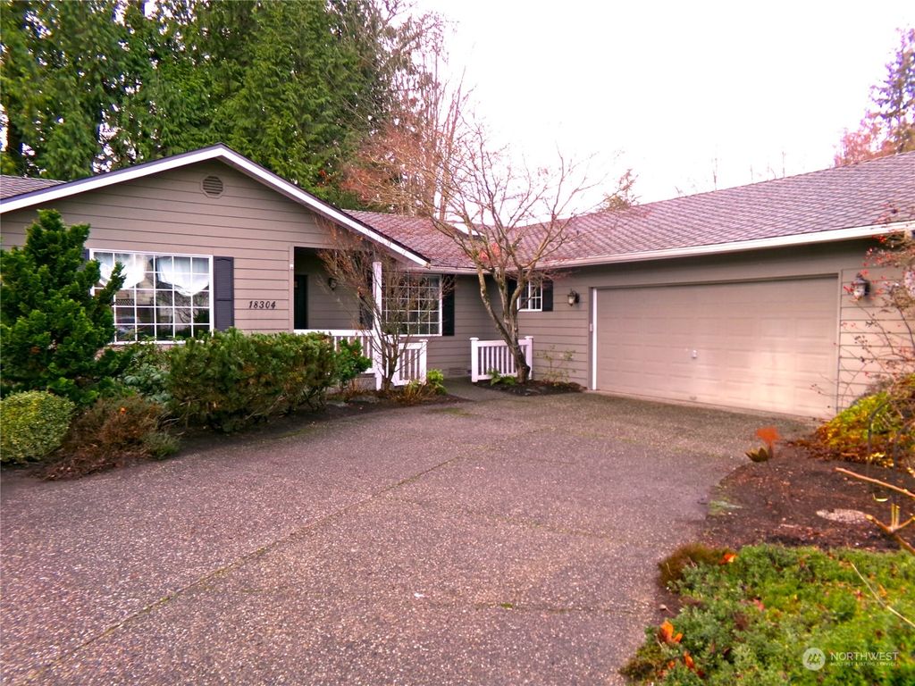 Photo of 18304 Turnberry Place, Arlington, WA 98223 (MLS # 2185332)