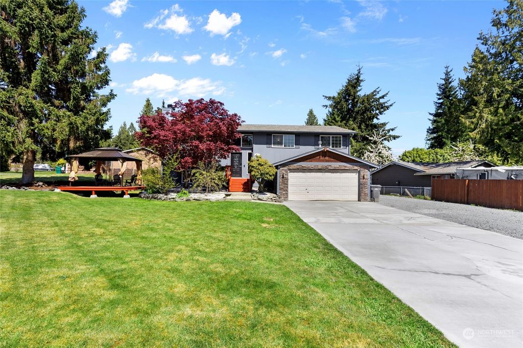 Photo of 11921 24th Place NE, Lake Stevens, WA 98258 (MLS # 2217545)