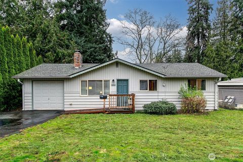 5723 208th Street SW Lynnwood WA 98036