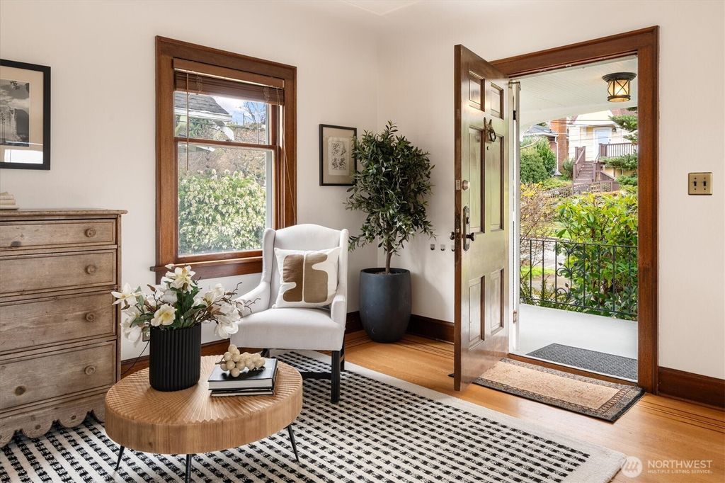 Photo of 5701 30th Avenue NE, Seattle, WA 98105 (MLS # 2498486)