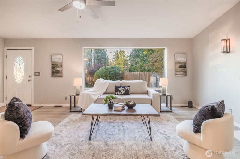 2417 S 249th Place